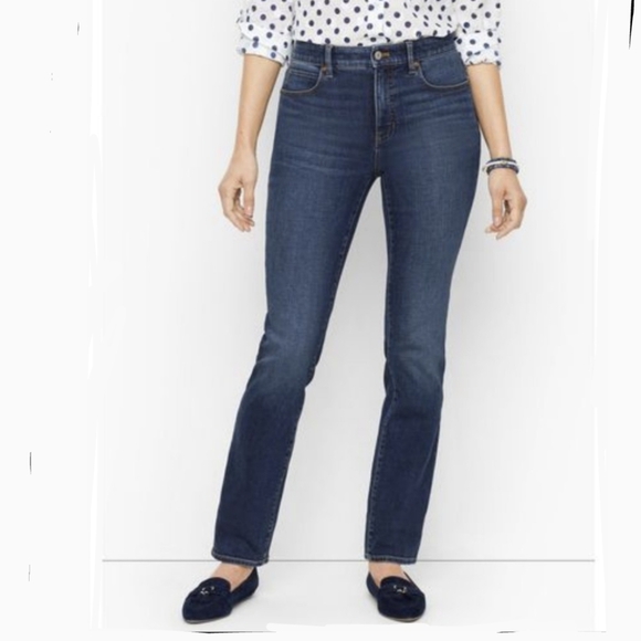Charter Club Mid-Rise Jeans Lexington Straight Leg Tummy Slimming Blue 18 NWT - Picture 1 of 14